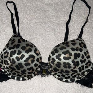 “Beyond sexy” LaSenza push up bra